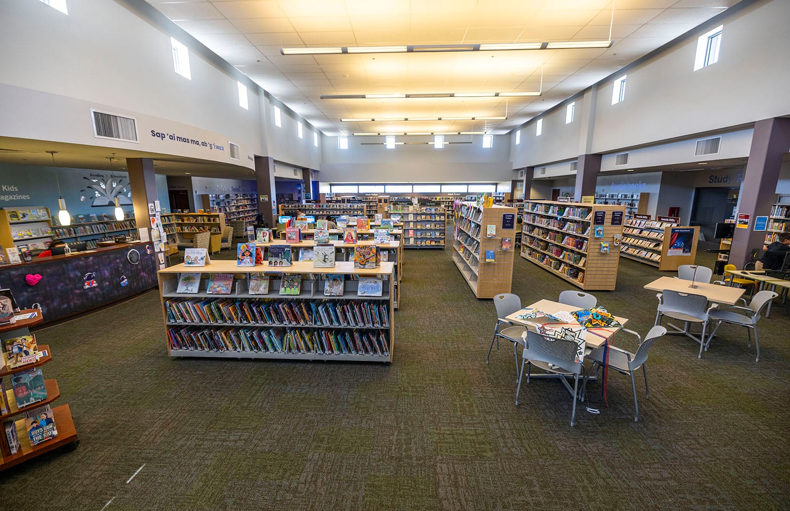 Fotografía de la descripción general de la biblioteca de Gila Bend